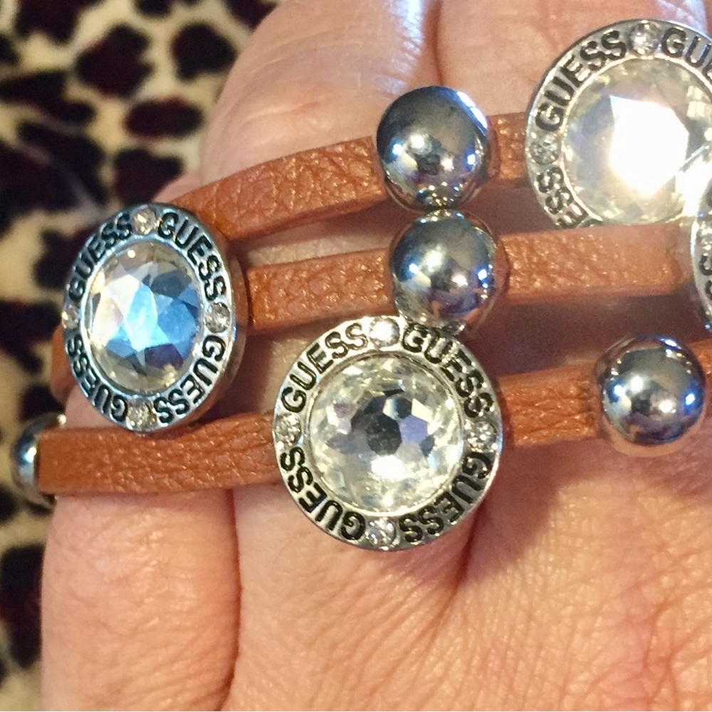 Brown/Tan Leather Adjustable Bracelet/just the right amount of sparkle/NWT